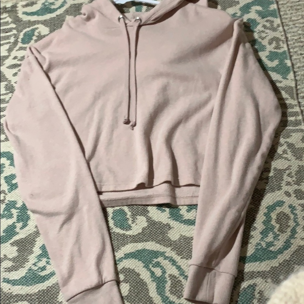 Long sleeve crop